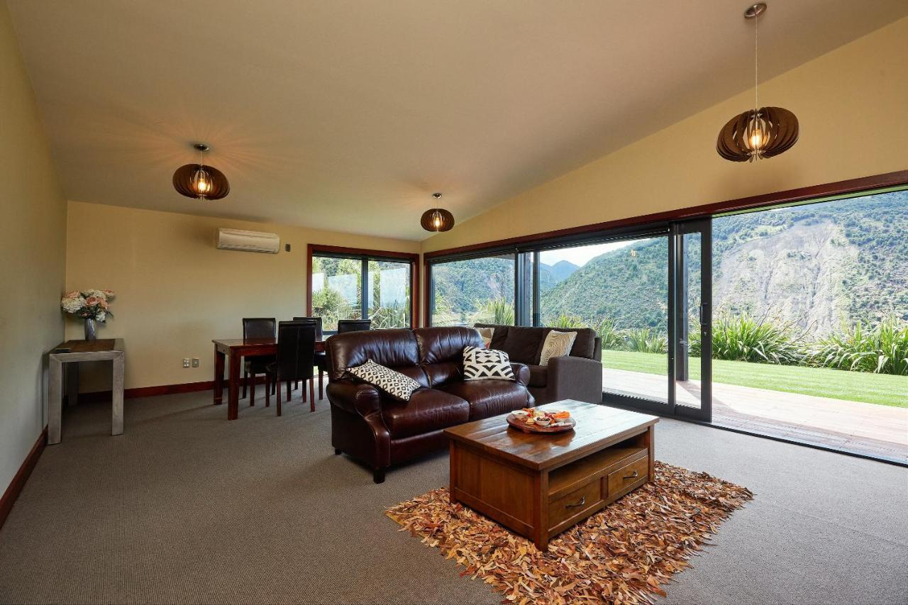 Glencree Luxury Chalets Kaikoura Exterior photo